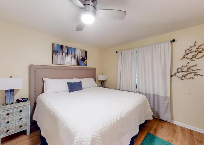 Castaways 8c Apartment *